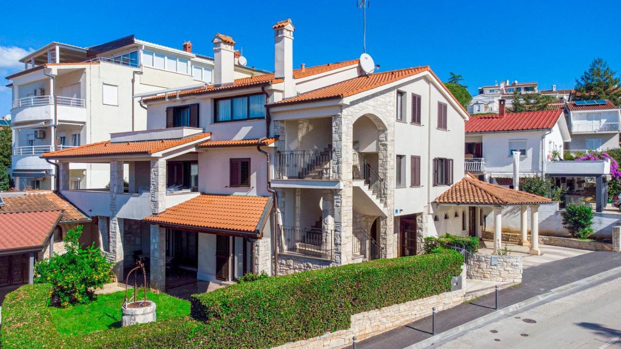 Holiday Apartment 50M From The Beach Pjescana Uvala Dış mekan fotoğraf